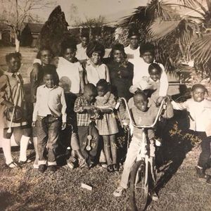 Meet your Posher, Ernest